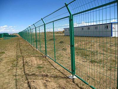 公路護(hù)欄網(wǎng)圖片3 公路護(hù)欄網(wǎng)圖片3